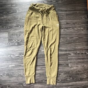 Olive Gymshark Sweatpants